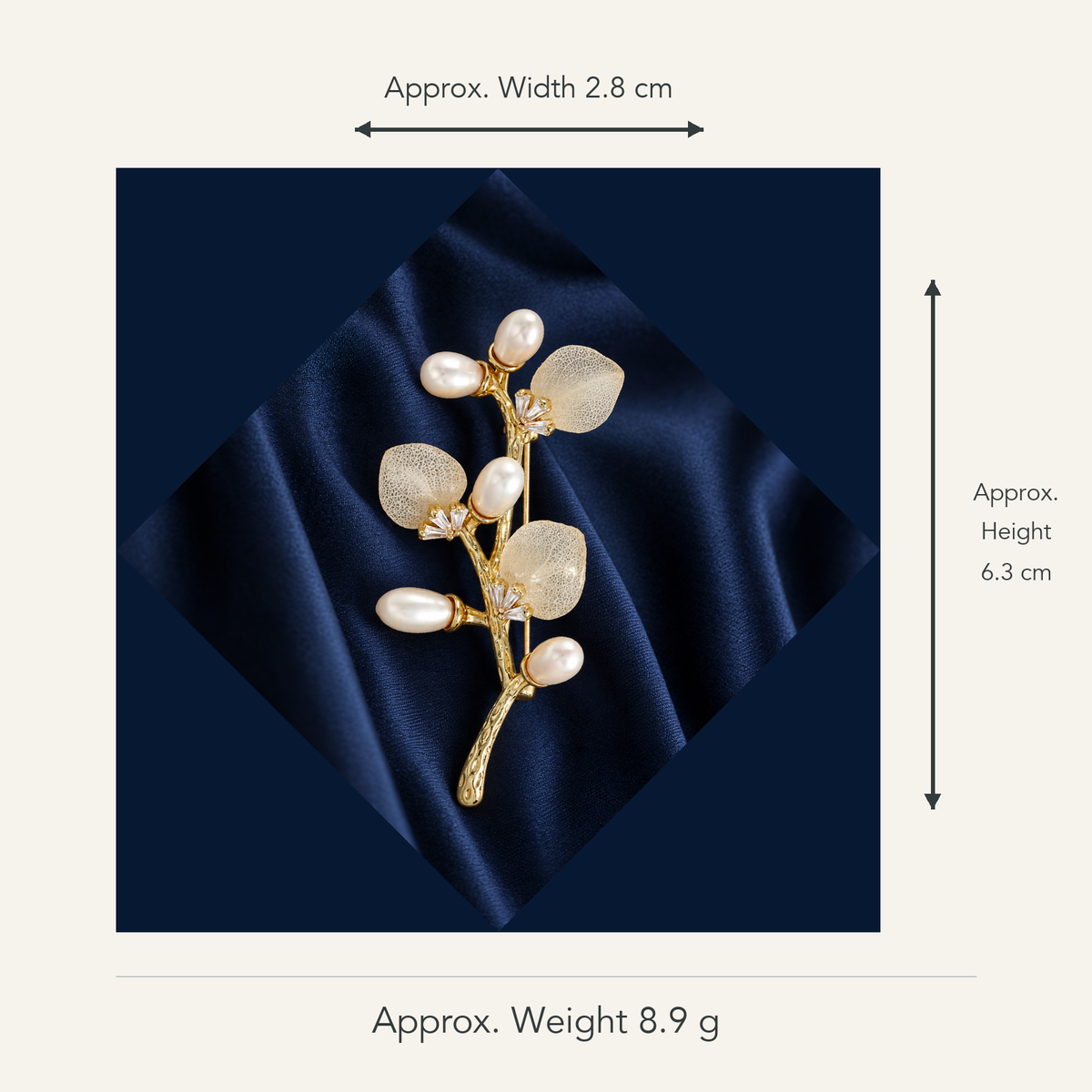 Gold White dried flower and pearl branch brooch, approximate 2.8 cm wide and 6.3 cm high